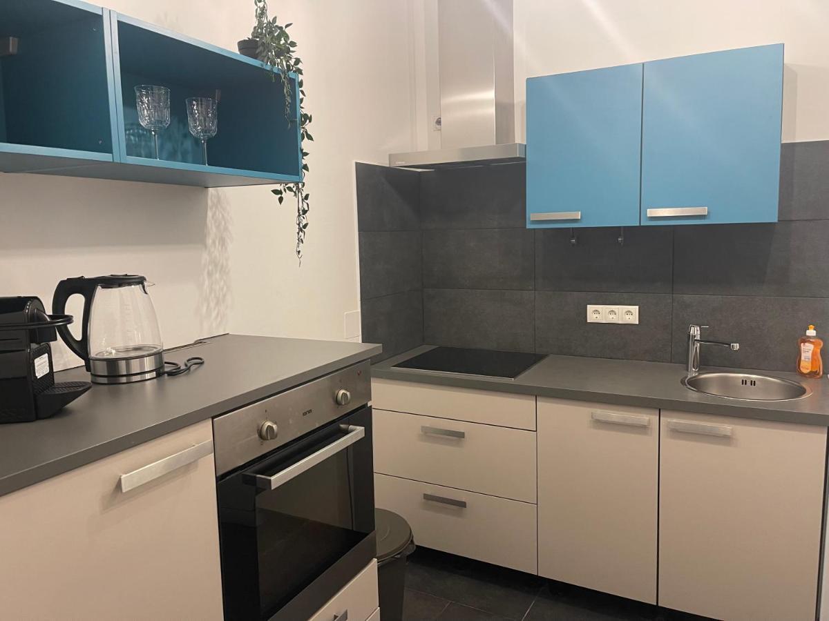 Appartement Gesamte Fuer 2 Personen 17 Wenen